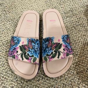 Melissa rubber flowered slides size 7